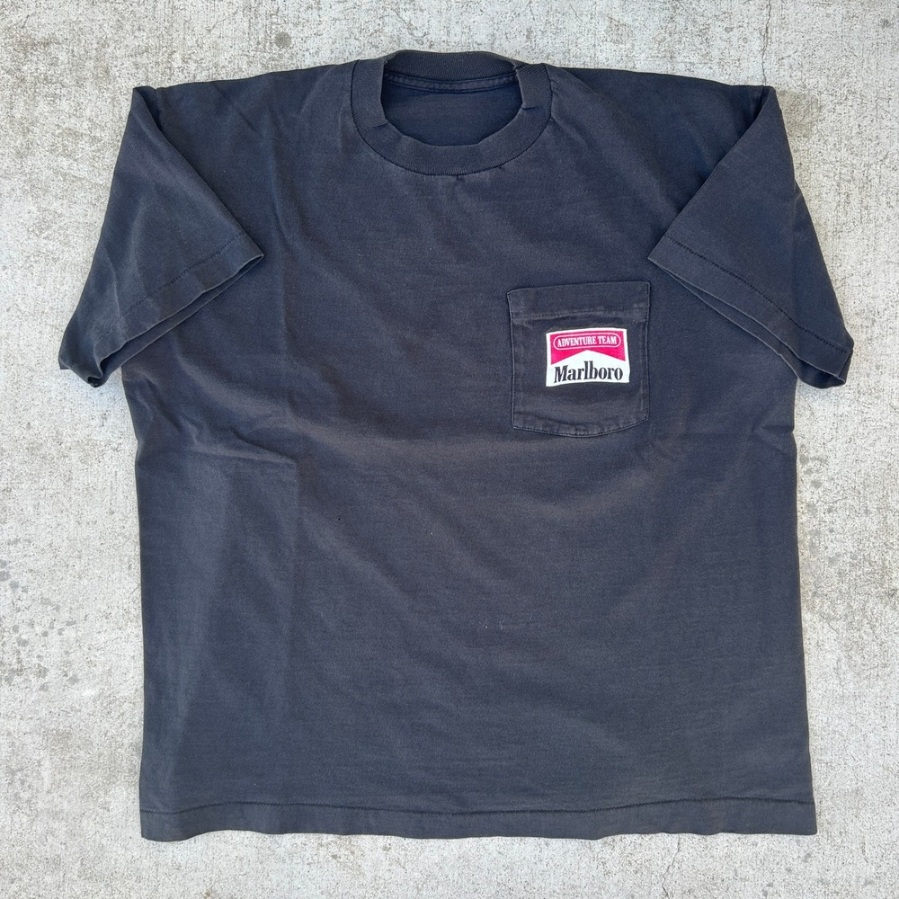 Vintage Marlboro Adventure Team Snake Pass T Shirt XL Faded Black 90s Pocket Tee - Picture 3 of 8